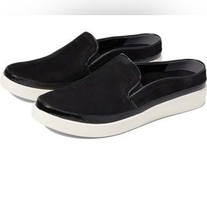 Vionic Effortless Slip on sneakers